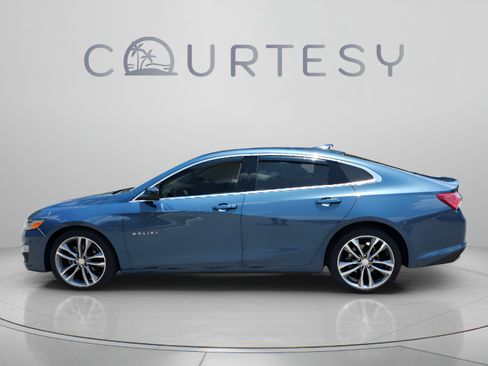 Used 2024 Chevrolet Malibu LT FWD image 2