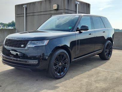 New 2025 Land Rover Range Rover SE