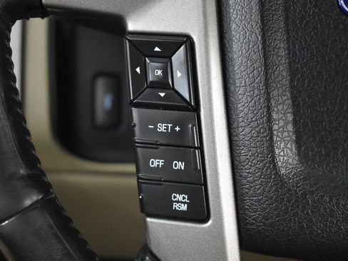 Used 2017 Ford Expedition EL Limited w/ Equipment Group 301A image 17