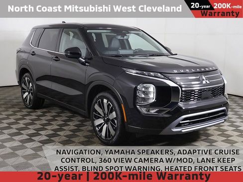 New 2026 Mitsubishi Outlander SE image 1