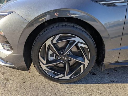 Certified 2024 Hyundai Sonata SEL w/ Convenience Package image 9