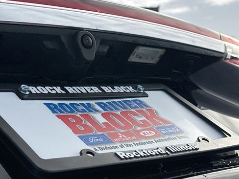 Used 2023 Lincoln Corsair AWD w/ Equipment Group 101A image 14