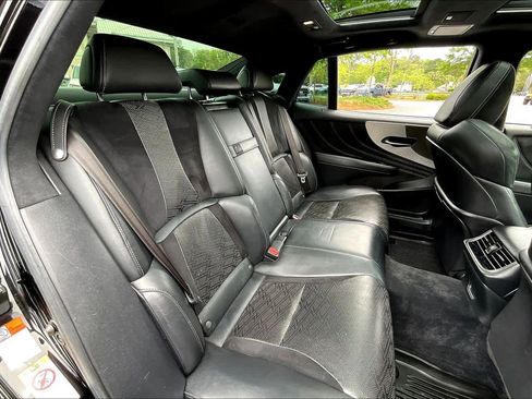 Used 2018 Lexus LS 500 F Sport w/ Accessory Package (Z2) RWD image 21