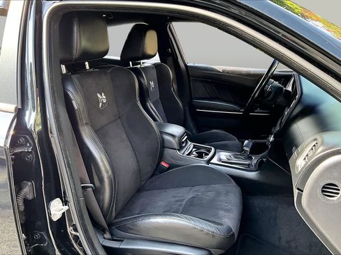Used 2019 Dodge Charger Scat Pack w/ Plus Group RWD image 13