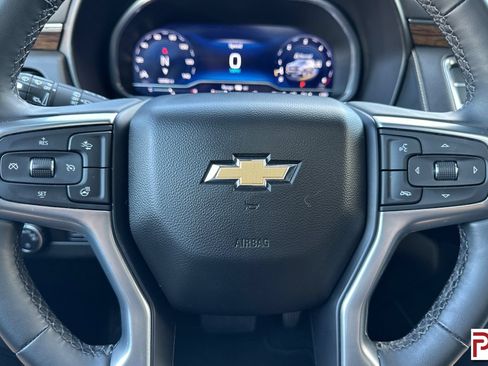 Used 2023 Chevrolet Suburban Premier w/ Max Trailering Package AWD/4WD image 31