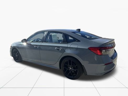 Used 2023 Honda Civic Sport image 6