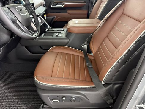 New 2026 GMC Sierra 2500 Denali Ultimate AWD/4WD image 9