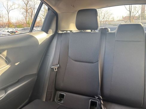 Used 2025 Toyota Prius LE image 37