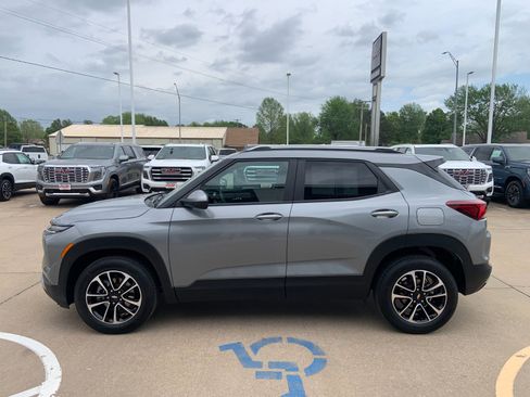 Certified 2025 Chevrolet TrailBlazer LT AWD/4WD image 3