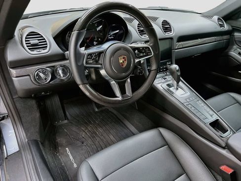 Certified 2025 Porsche 718 Cayman RWD image 4