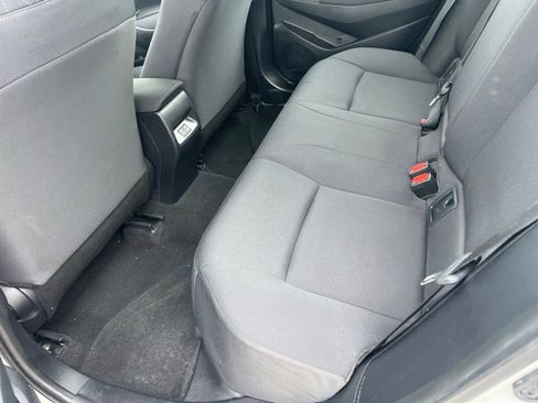 Used 2025 Toyota Corolla LE FWD image 31