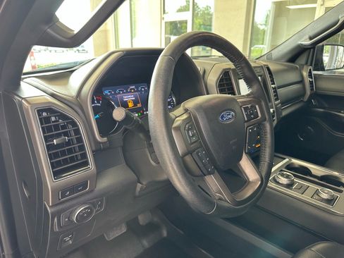 Certified 2020 Ford Expedition XLT w/ Equipment Group 202A AWD/4WD image 21