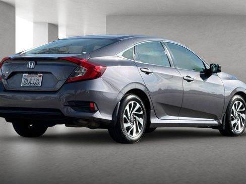 Used 2016 Honda Civic EX image 4