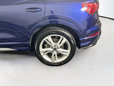 Used 2022 Audi Q3 2.0T Premium Plus AWD/4WD image 11