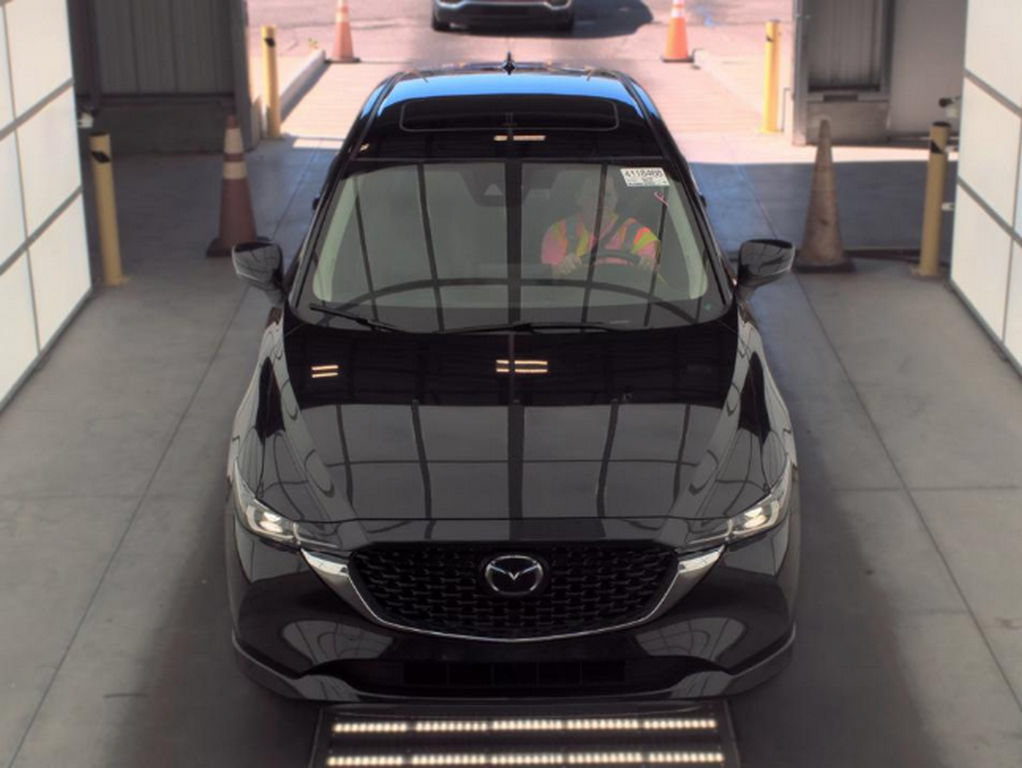 Used 2025 MAZDA CX-5 AWD 2.5 S w/ Preferred Package image 3