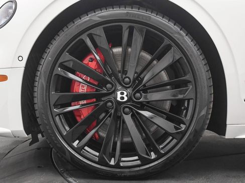 Used 2025 Bentley Flying Spur Plug-In Hybrid AWD/4WD image 6