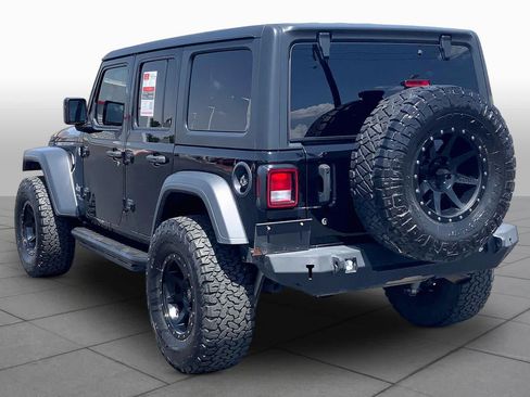 Used 2019 Jeep Wrangler Unlimited Sport S AWD/4WD image 12