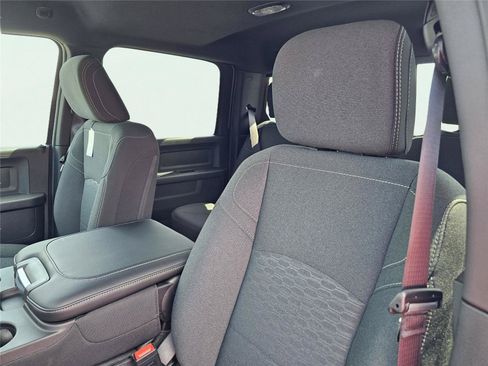 New 2026 RAM 2500 Tradesman AWD/4WD image 19
