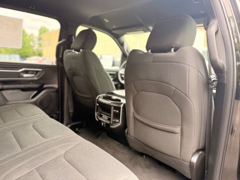 Used 2019 RAM 1500 Big Horn AWD/4WD image 17