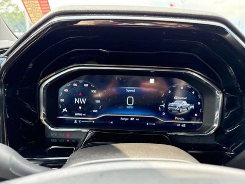 Used 2023 Chevrolet Silverado 1500 LT image 28