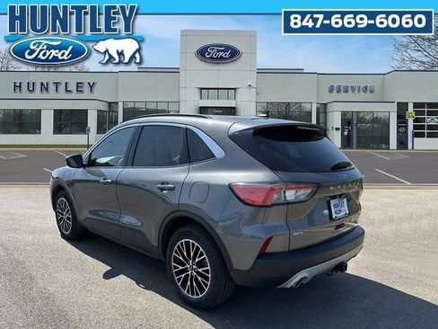 Used 2021 Ford Escape SEL w/ Class II Trailer Tow Package FWD image 6