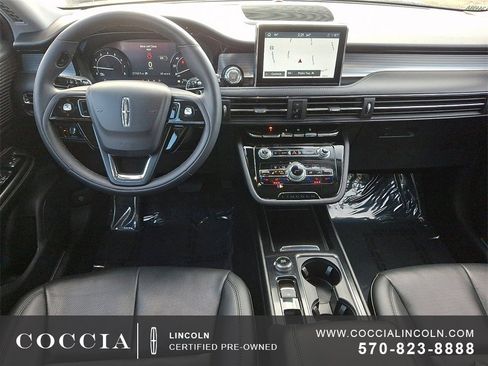 Certified 2022 Lincoln Corsair AWD w/ Equipment Group 101A image 11