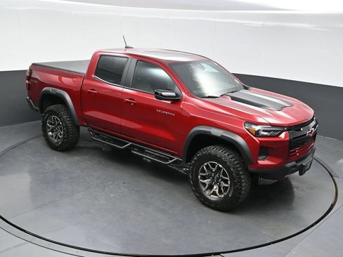 Used 2024 Chevrolet Colorado ZR2 w/ ZR2 Convenience Package III AWD/4WD image 33