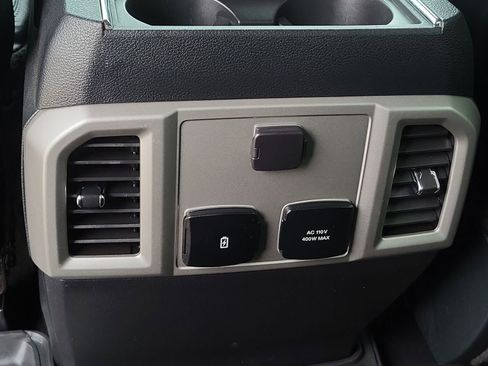 Used 2019 Ford F250 Lariat w/ Lariat Ultimate Package AWD/4WD image 21