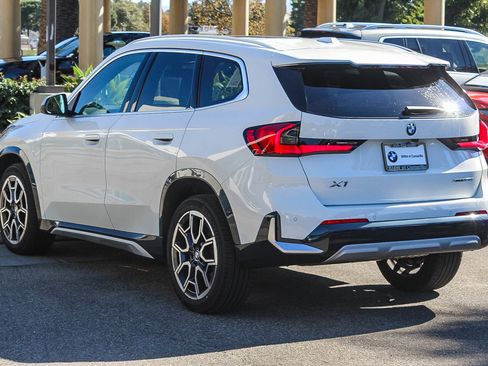 Used 2024 BMW X1 xDrive28i image 4