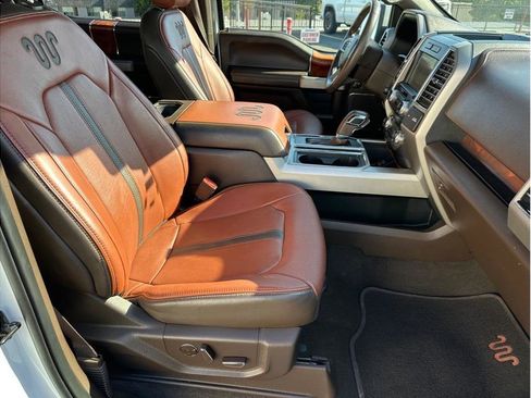 Used 2019 Ford F150 King Ranch w/ Equipment Group 601A Luxury AWD/4WD image 7