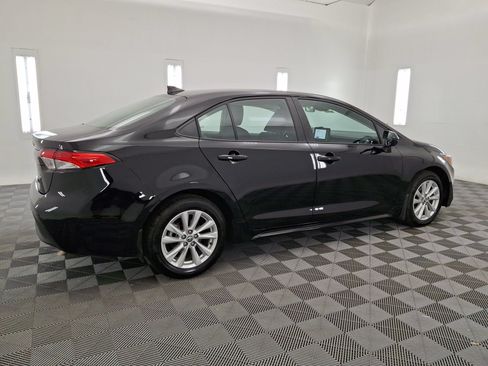 Certified 2025 Toyota Corolla LE w/ LE Premium Package FWD image 25