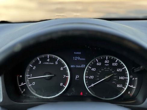 Used 2017 Acura ILX FWD image 34