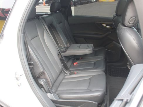 Used 2019 Audi Q7 3.0T Prestige w/ Prestige Package image 20