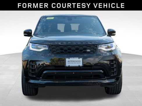 Certified 2024 Land Rover Discovery Dynamic SE image 2