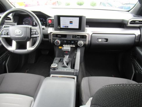 Used 2025 Toyota 4Runner TRD Off-Road AWD/4WD image 13