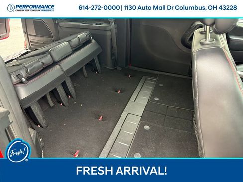 Used 2014 Dodge Grand Caravan R/T w/ Driver Convenience Group FWD image 15