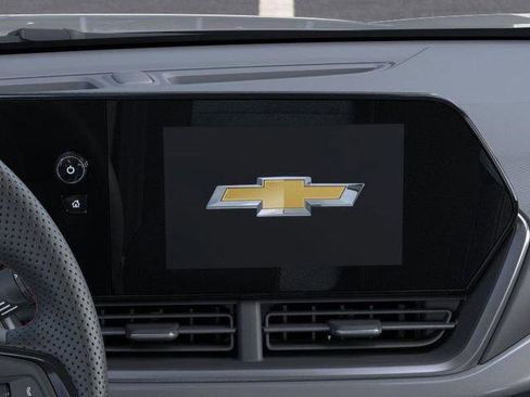 New 2025 Chevrolet Trax RS w/ Sunroof Package image 35