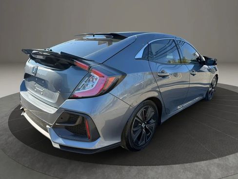 Used 2018 Honda Civic EX image 6