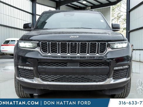 Used 2024 Jeep Grand Cherokee L Limited w/ Luxury Tech Group II AWD/4WD image 35
