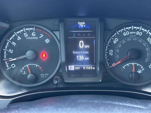Used 2021 Toyota Tacoma SR AWD/4WD image 28