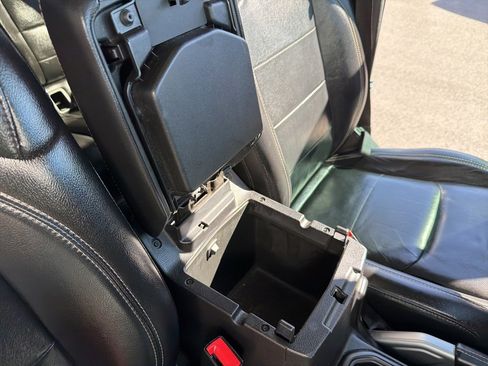 Used 2020 Jeep Gladiator Overland image 32