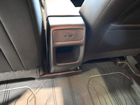 New 2026 Chevrolet Trax RS w/ Driver Confidence Package image 25