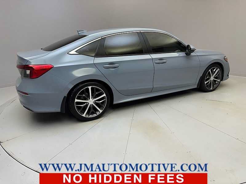 Used 2022 Honda Civic Touring image 5