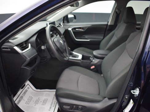 Used 2024 Toyota RAV4 XLE AWD/4WD image 13