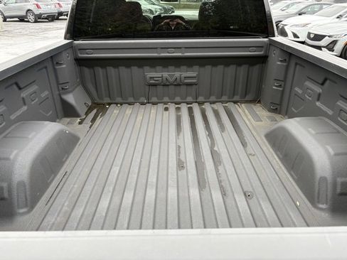 Used 2022 GMC Sierra 1500 Elevation image 6