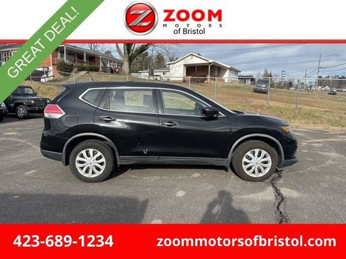 Used 2016 Nissan Rogue S FWD image 1