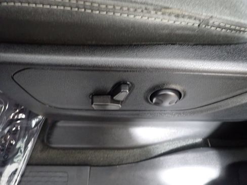 Used 2022 RAM 1500 Big Horn AWD/4WD image 19
