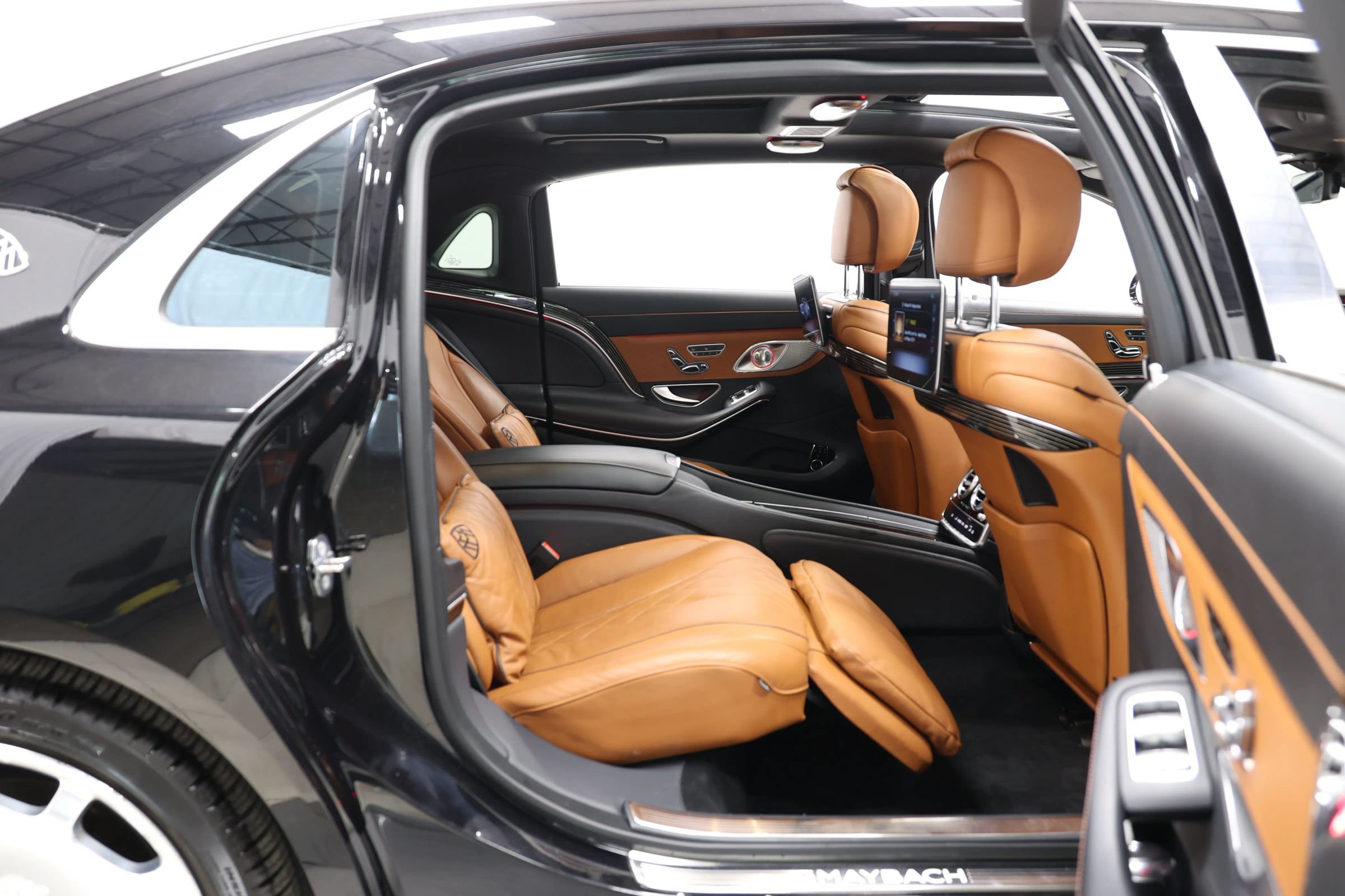Used 2019 Mercedes-Benz Maybach S 560 4MATIC image 97