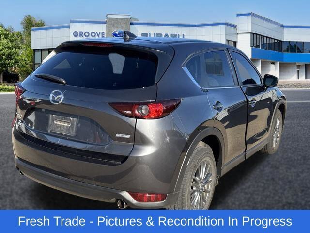 Used 2017 MAZDA CX-5 Touring AWD/4WD image 5
