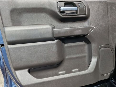 Used 2020 Chevrolet Silverado 1500 Custom Trail Boss w/ Custom Convenience Package image 11